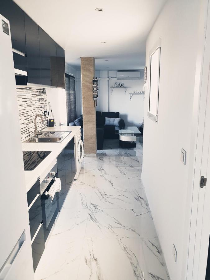 Beachside Apartment In トレビエハ エクステリア 写真